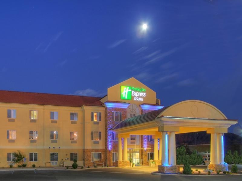 Holiday Inn Express And Suites - Tucumcari, An Ihg Hotel Kültér fotó